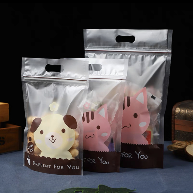 Wholesale custom transparent matte plastic bags with window for packaging dessert